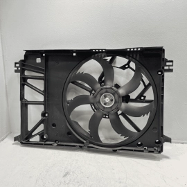 Toyota Camry 2.5L Radiator Cooling Fan Module & Shroud & Motor DENSO 2018-24 OEM