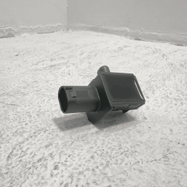 MERCEDES BENZ E350 FRONT RIGHT OR LEFT SIDE IMPACT SENSOR 2010-2016  OEM