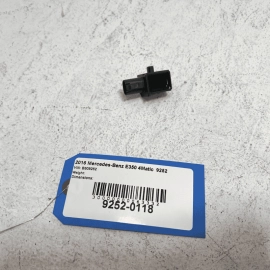 MERCEDES BENZ E350 FRONT RIGHT OR LEFT SIDE IMPACT SENSOR 2010-2016  OEM