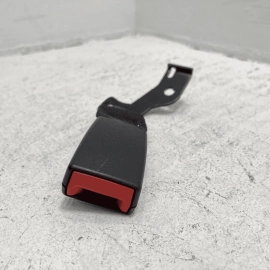 2010-2016 MERCEDES E350 E550 W212 REAR RIGHT SIDE SEAT BELT SEATBELT BUCKLE OEM