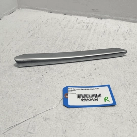 2010-2016 MERCEDES E350 W212 CONSOLE PASSENGER SIDE BEZEL MOLDING TRIM COVER OEM