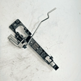 HONDA CIVIC FRONT PASSENGER SIDE EXTERIOR DOOR HANDLE BASE BRACKET 2016-2021 OEM