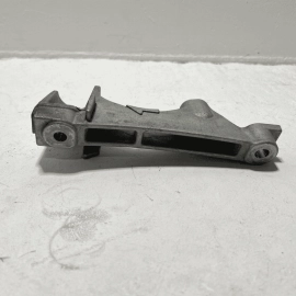 TOYOTA CAMRY 2018-2024 ENGINE RIGHT SIDE SPACER MOUNT SUPPORT BRACKET OEM