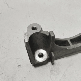 TOYOTA CAMRY 2018-2024 ENGINE RIGHT SIDE SPACER MOUNT SUPPORT BRACKET OEM
