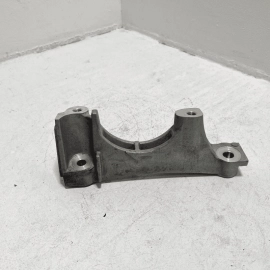TOYOTA CAMRY 2018-2024 ENGINE RIGHT SIDE SPACER MOUNT SUPPORT BRACKET OEM
