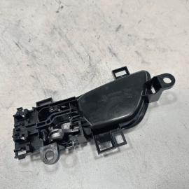 HONDA CIVIC FRONT OR REAR PASSENGER INTERIOR DOOR PULL HANDLE INER 2016-2021 OEM HONDA CIVIC FRONT OR REAR PASSENGER INTERIOR DOOR PULL HANDLE INER 2016-2021 OEM