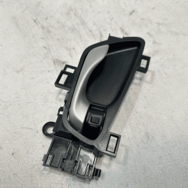 HONDA CIVIC FRONT OR REAR PASSENGER INTERIOR DOOR PULL HANDLE INER 2016-2021 OEM HONDA CIVIC FRONT OR REAR PASSENGER INTERIOR DOOR PULL HANDLE INER 2016-2021 OEM
