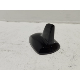 MERCEDES E350 W212 SEDAN ROOF SHARK FIN RADIO ANTENNA COVER OEM 2014-2016