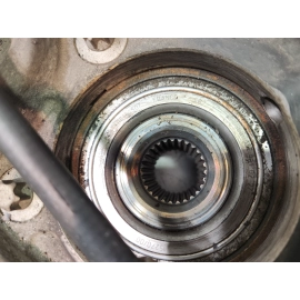 MERCEDES E350 W212 2010 - 2016 REAR PASSENGER SIDE SPINDLE KNUCKLE HUB OEM