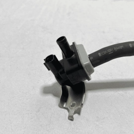 2018-2024 TOYOTA CAMRY SE VAPOR CANISTER PURGE SOLENOID VALVE & HOSE OEM