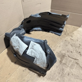 TOYOTA CAMRY 2018-2024 XSE FRONT LEFT DRIVER SIDE FENDER LINER SPLASH SHIELD OEM