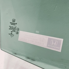 2016-2021 Honda Civic Front Left Driver Side Door Window Glass PILKINGTON OEM