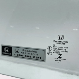 2016-2021 Honda Civic Front Left Driver Side Door Window Glass PILKINGTON OEM
