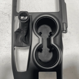 TOYOTA CAMRY 18-21 XSE CENTER CONSOLE TOP BEZEL COVER PANEL & CUP HOLDER OEM