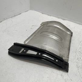 2010-2016 MERCEDES E350 REAR DRIVER EXHAUST HEAT SHIELD SCREENING PLATE OEM