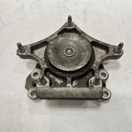 2010-2016 MERCEDES-BENZ E350 TRANSMISSION MOUNT SUPPORT BRACKET OEM