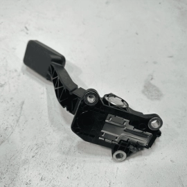 2017-2021 Honda Civic Accelerator Fuel Throttle Gas Pedal w/Sensor OEM