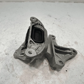 2018 - 2022 HONDA ACCORD 1.5L FWD AT TRANSMISSION MOUNT SUPPORT BRACKET OEM