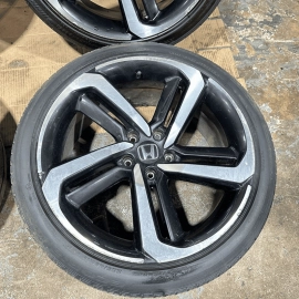 2019-2022 Honda Accord Wheel Rim w/Tires R19 x 8.5J 235/40
