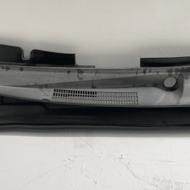 FRONT WINDSHIELD WIPER COWL VENT GRILLE TRIM PANEL Toyota Camry XSE 2018-23 OEM