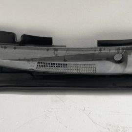 FRONT WINDSHIELD WIPER COWL VENT GRILLE TRIM PANEL Toyota Camry XSE 2018-23 OEM