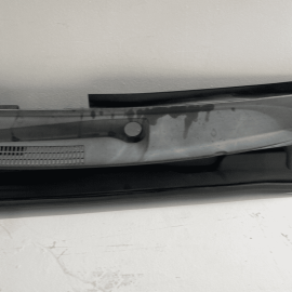 FRONT WINDSHIELD WIPER COWL VENT GRILLE TRIM PANEL Toyota Camry XSE 2018-23 OEM