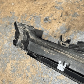 2011-2015 AUDI A8L D4 LEFT DRIVER SIDE SKIRT ROCKER PANEL OEM