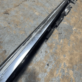2011-2015 AUDI A8L D4 LEFT DRIVER SIDE SKIRT ROCKER PANEL OEM
