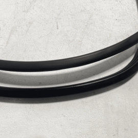 TOYOTA CAMRY 2018-2025 FRONT PASSENGER SIDE DOOR BODY WEATHERSTRIP SEAL OEM