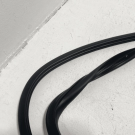 TOYOTA CAMRY 2018-2025 FRONT PASSENGER SIDE DOOR BODY WEATHERSTRIP SEAL OEM
