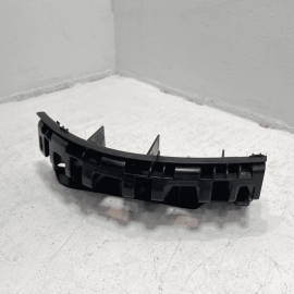2016 MERCEDES E350 W212 REAR LEFT DRIVER SIDE BUMPER BASIC MOUNTING BRACKET OEM