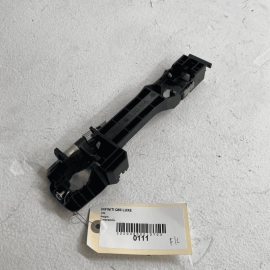 2014 - 2020 INFINITI Q50 FRONT LEFT DRIVER SIDE EXTERIOR DOOR HANDLE BRACKE