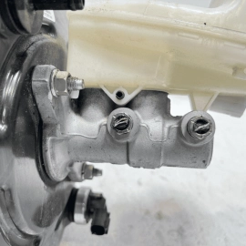 TOYOTA CAMRY BRAKE BOOSTER & MASTER CYLINDER & RESERVOIR 2018-2023 OEM