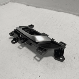 HONDA ACCORD 2018 - 2022 REAR LEFT DRIVER DOOR INTERIOR PULL INNER HANDLE OEM HONDA ACCORD 2018 - 2022 REAR LEFT DRIVER DOOR INTERIOR PULL INNER HANDLE OEM