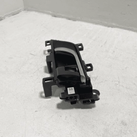 HONDA ACCORD 2018 - 2022 REAR LEFT DRIVER DOOR INTERIOR PULL INNER HANDLE OEM HONDA ACCORD 2018 - 2022 REAR LEFT DRIVER DOOR INTERIOR PULL INNER HANDLE OEM