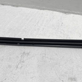 HONDA ACCORD 18-25 FRONT PASSENGER DOOR WINDOW INNER BELT WEATHERSTRIP SEAL OEM