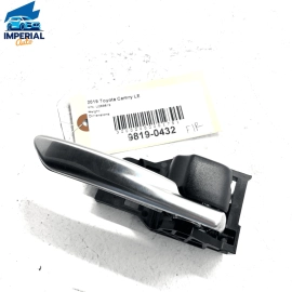 TOYOTA CAMRY 2018-2021 Front Or Rear Passenger Side Door Inner Latch Handle