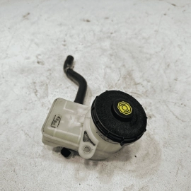 2017-2022 HONDA ACCORD BRAKE MASTER CYLINDER RESERVOIR TANK BOTTLE W/CAP  OEM