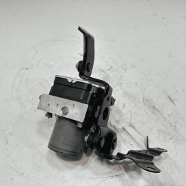 TOYOTA CAMRY 2021-2024 2.5L FWD ABS ANTI LOCK BRAKE PUMP CONTROL MODULE UNIT OEM