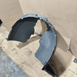19-24 VOLKSWAGEN JETTA FRONT PASSENGER SIDE QUARTER WHEEL LINER SPLASH SHIELD OE
