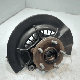 TOYOTA CAMRY 2018-2024 FWD 2.5L FRONT LEFT DRIVER SIDE SPINDLE KNUCKLE HUB OEM