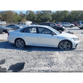 VOLKSWAGEN PASSAT 2012-2022 FRONT PASSENGER SIDE DOOR BODY WEATHERSTRIP SEAL OEM
