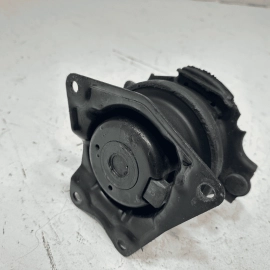 2014-2020 ACURA MDX ENGINE MOTOR FRONT MOUNT BRACKET INSULATOR OEM