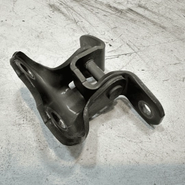 TOYOTA CAMRY 2012-2025 FRONT LEFT DRIVER SIDE DOOR LOWER HINGE OEM BLACK = 218 =