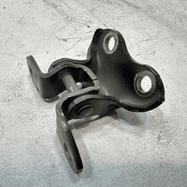 TOYOTA CAMRY 2012-2025 FRONT LEFT DRIVER SIDE DOOR LOWER HINGE OEM BLACK = 218 =