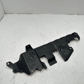 2014-2016 ACURA MDX FRONT PASSENGER SIDE BUMPER AIR GUIDE BRACKET OEM
