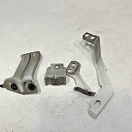 2019-2024 VOLKSWAGEN JETTA FRONT PASSENGER SIDE FENDER SUPPORT SET BRACKET OEM