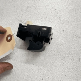 TOYOTA CAMRY XSE 2015-2021 REAR DRIVER OR PASSENGER SIDE DOOR WINDOW SWITCH TOYOTA CAMRY XSE 2015-2021 REAR DRIVER OR PASSENGER SIDE DOOR WINDOW SWITCH