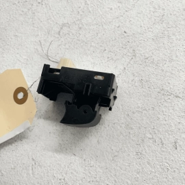 TOYOTA CAMRY XSE 2015-2021 REAR DRIVER OR PASSENGER SIDE DOOR WINDOW SWITCH TOYOTA CAMRY XSE 2015-2021 REAR DRIVER OR PASSENGER SIDE DOOR WINDOW SWITCH