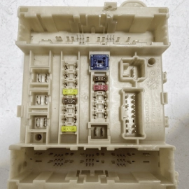 2014-2016 Acura MDX Rear Passenger Compartment Junction Block Fuse Relay Box OEM